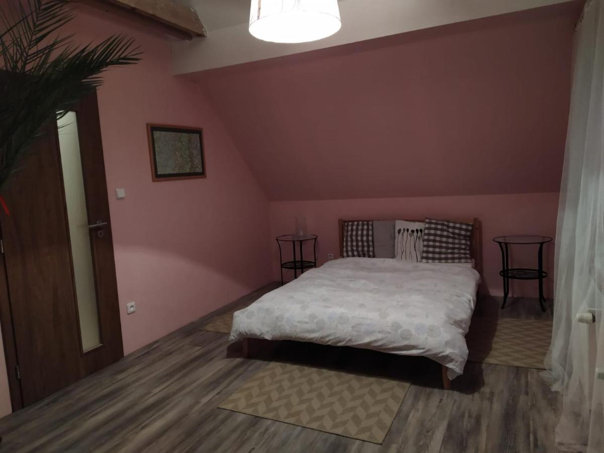 Luxury Accommodation Near Prague Airport Středokluky Dış mekan fotoğraf